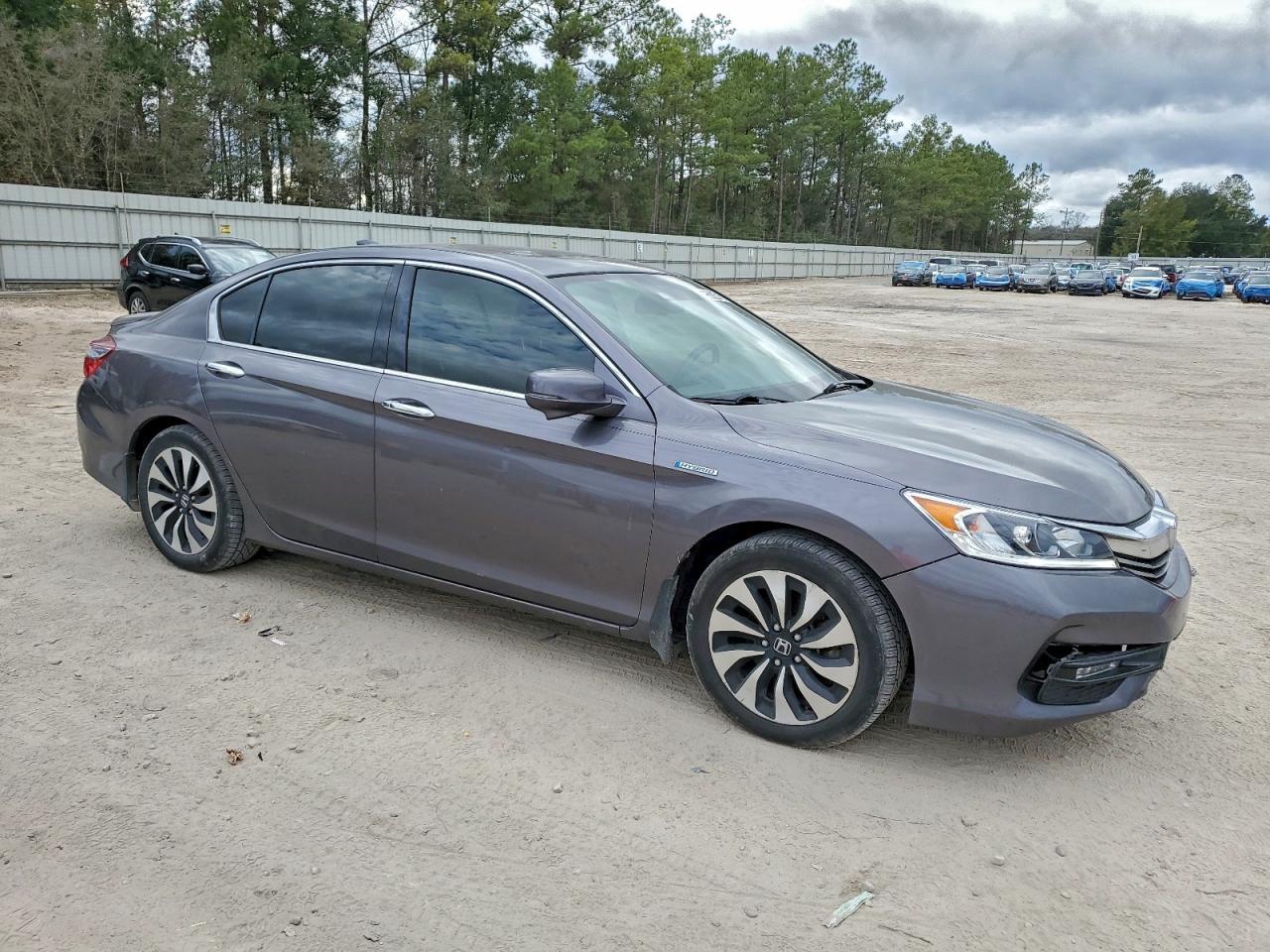 2017 HONDA ACCORD HYBRID EXL photo 4