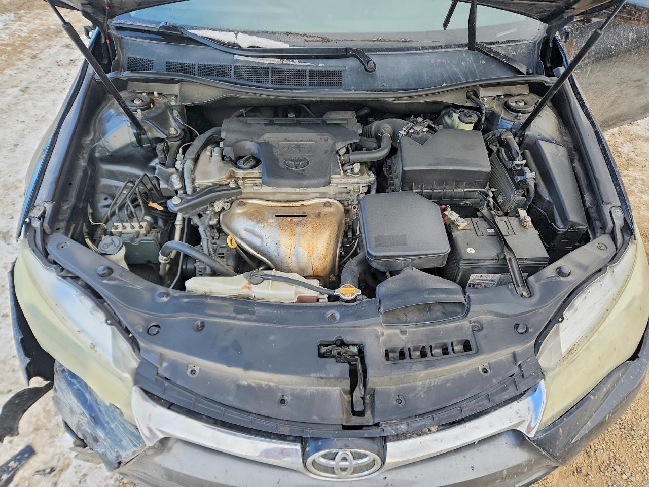 2016 TOYOTA CAMRY LE photo 11
