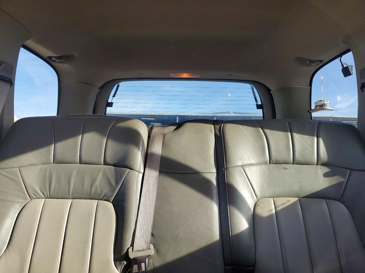 2003 GMC ENVOY photo 10