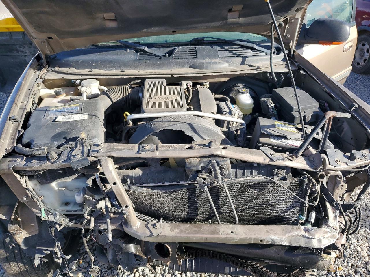 2003 GMC ENVOY photo 12