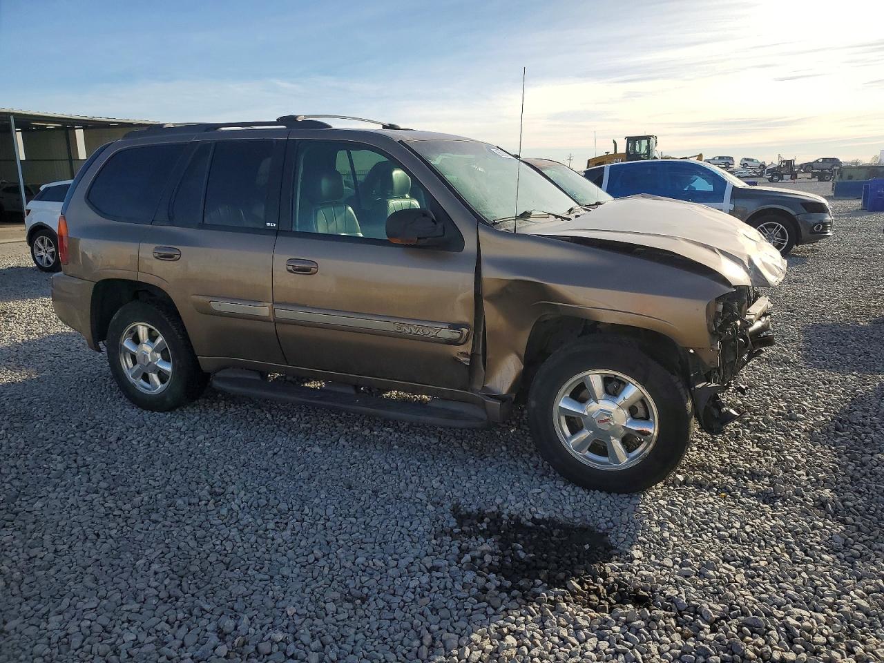 2003 GMC ENVOY photo 4