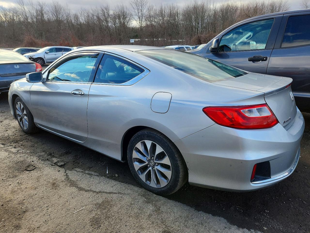 2015 HONDA ACCORD EX photo 2