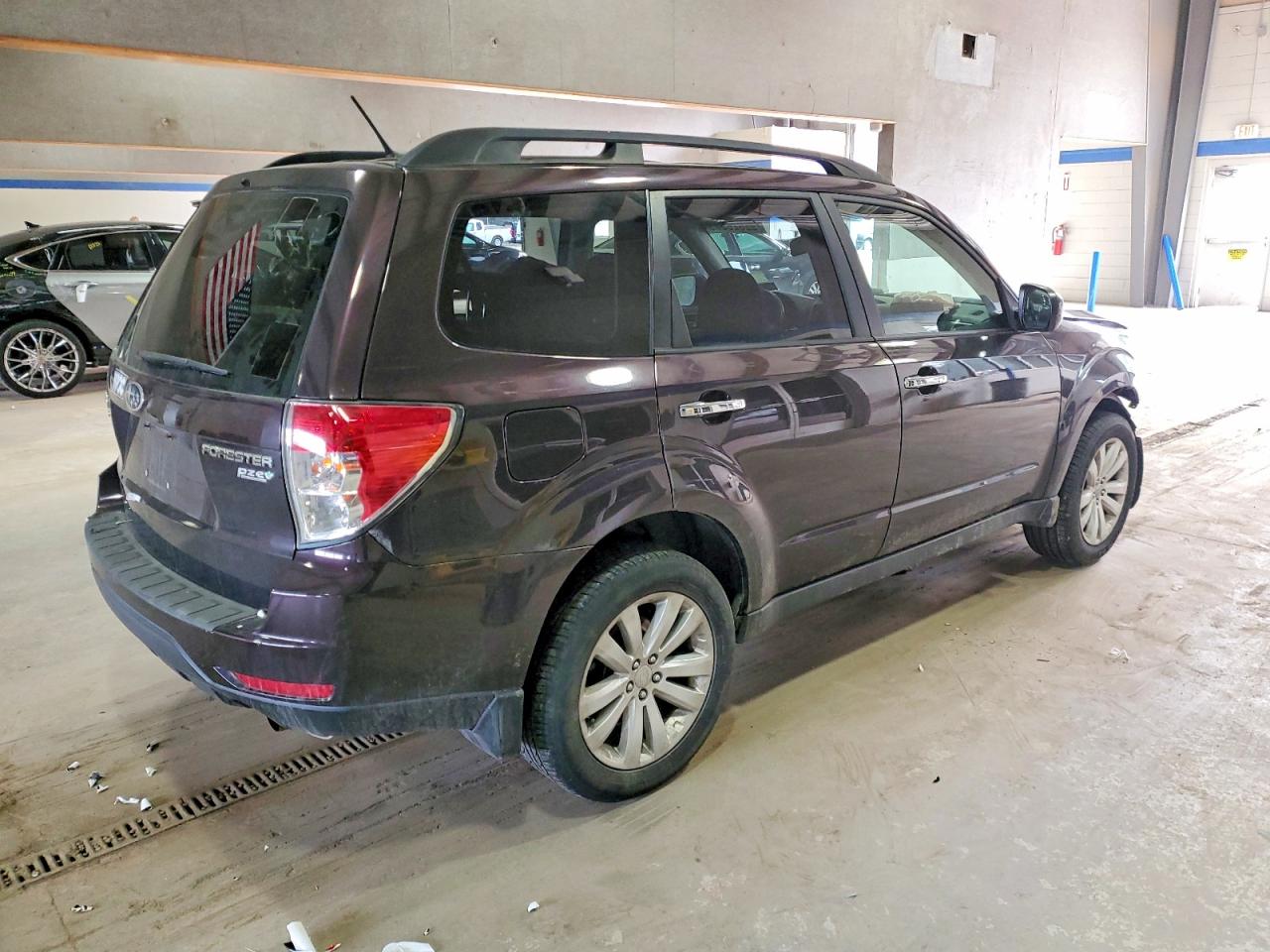 2013 SUBARU FORESTER 2.5X PREMIUM photo 3