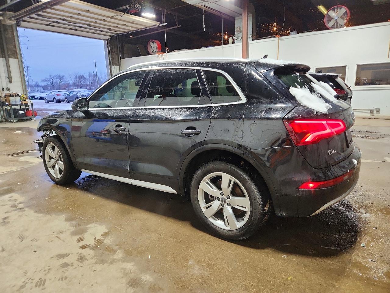 2018 AUDI Q5 PREMIUM PLUS photo 2
