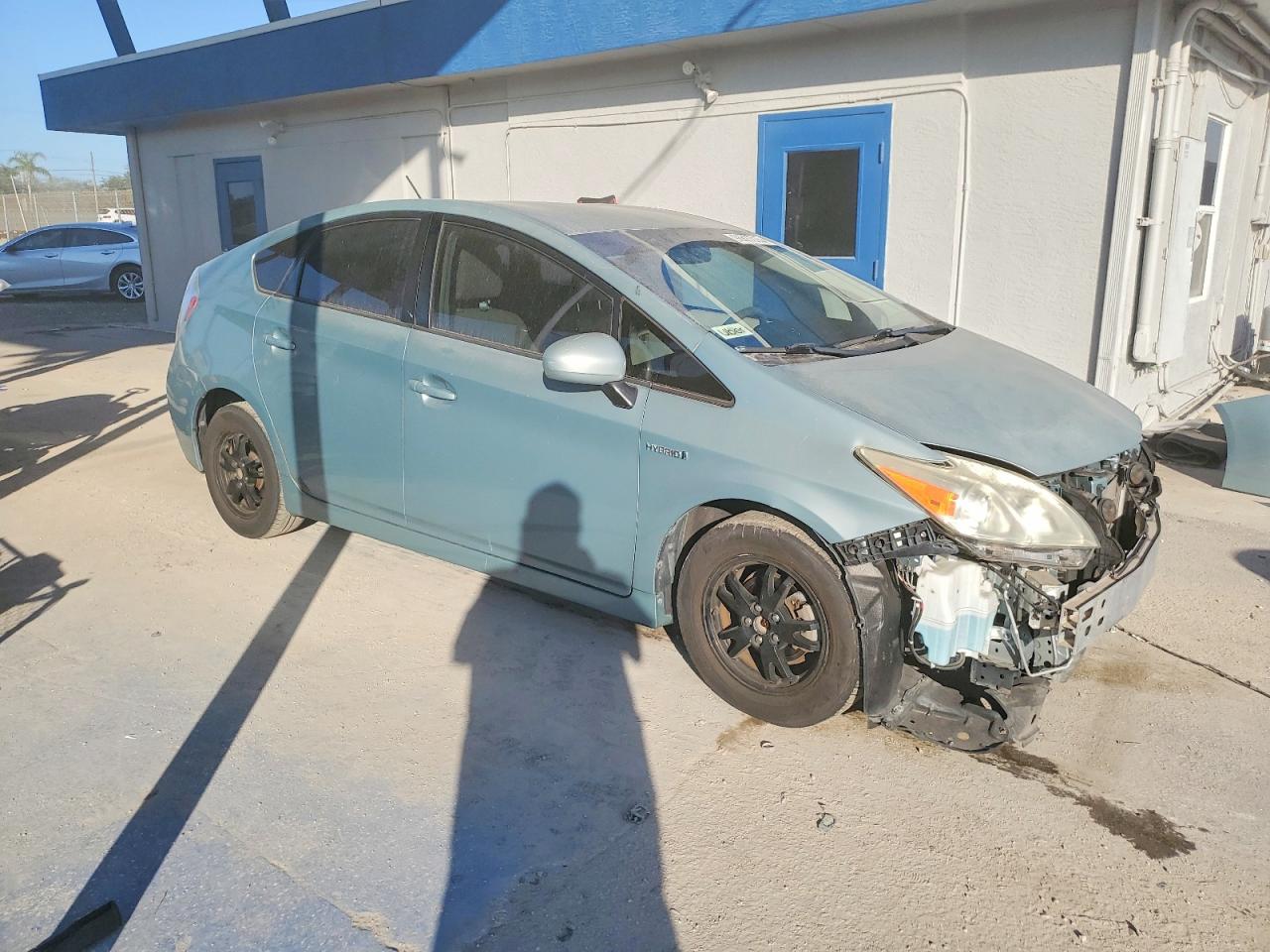 2012 TOYOTA PRIUS photo 4