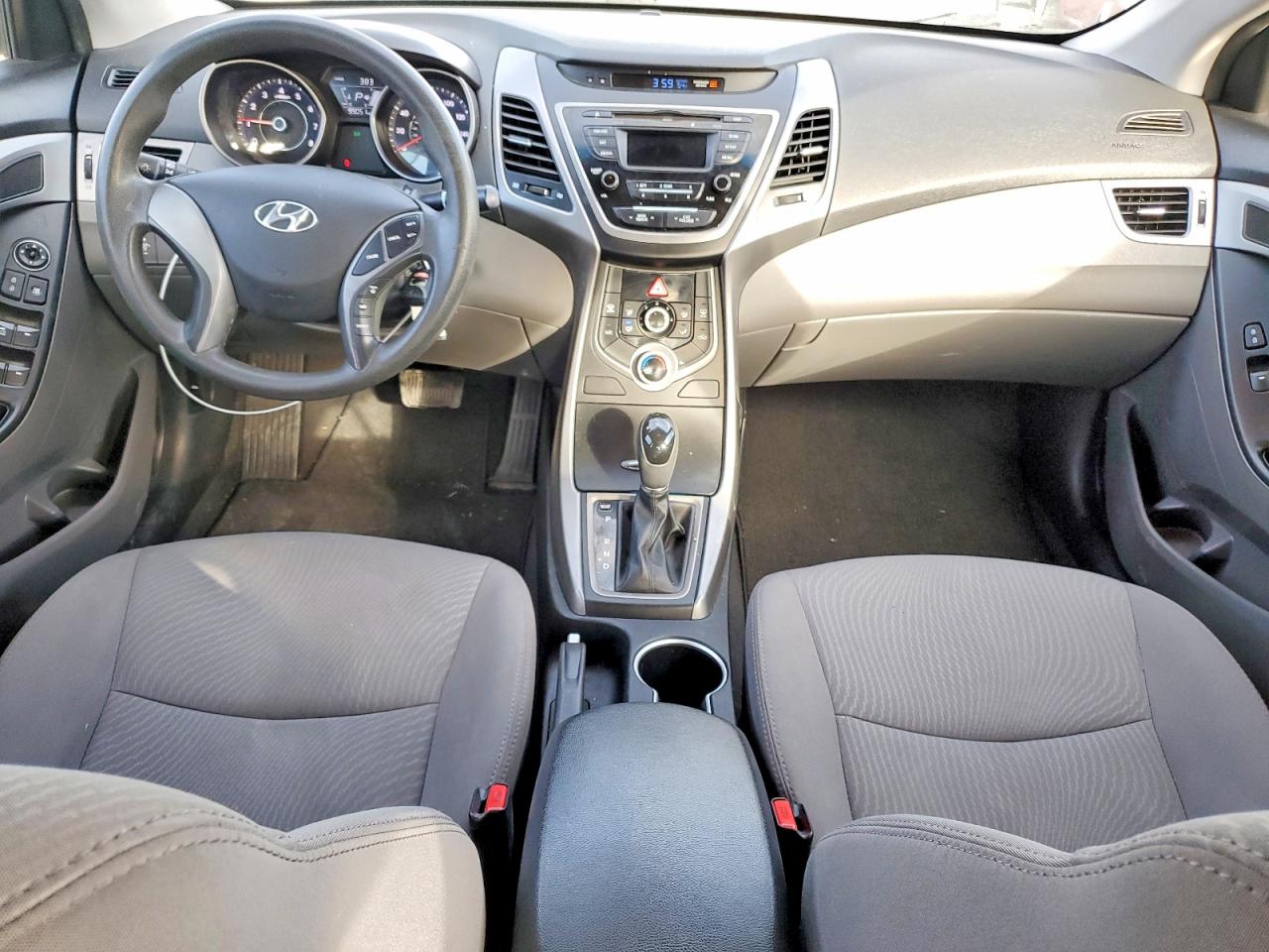 2015 HYUNDAI ELANTRA SE photo 8