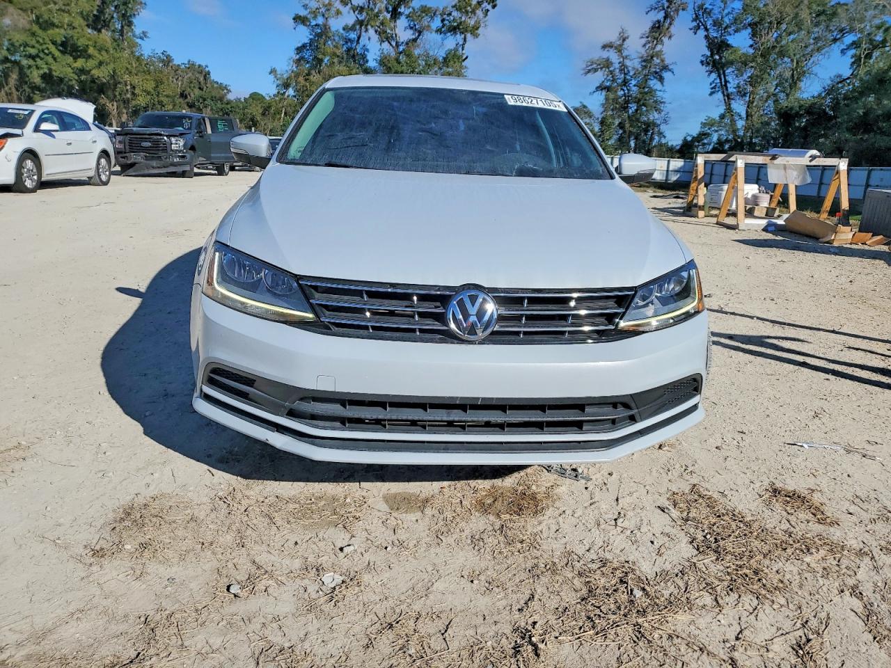 2018 VOLKSWAGEN JETTA SE photo 5