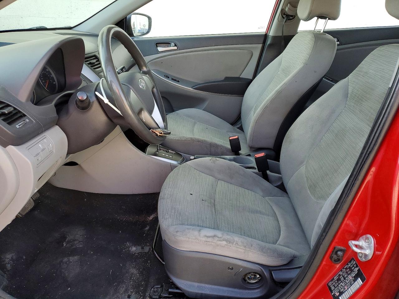 2017 HYUNDAI ACCENT SE photo 7