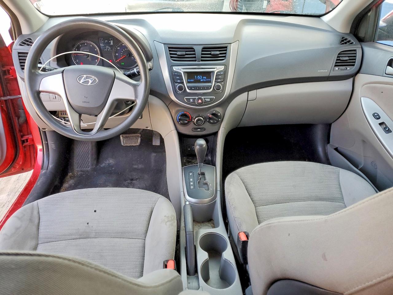 2017 HYUNDAI ACCENT SE photo 8