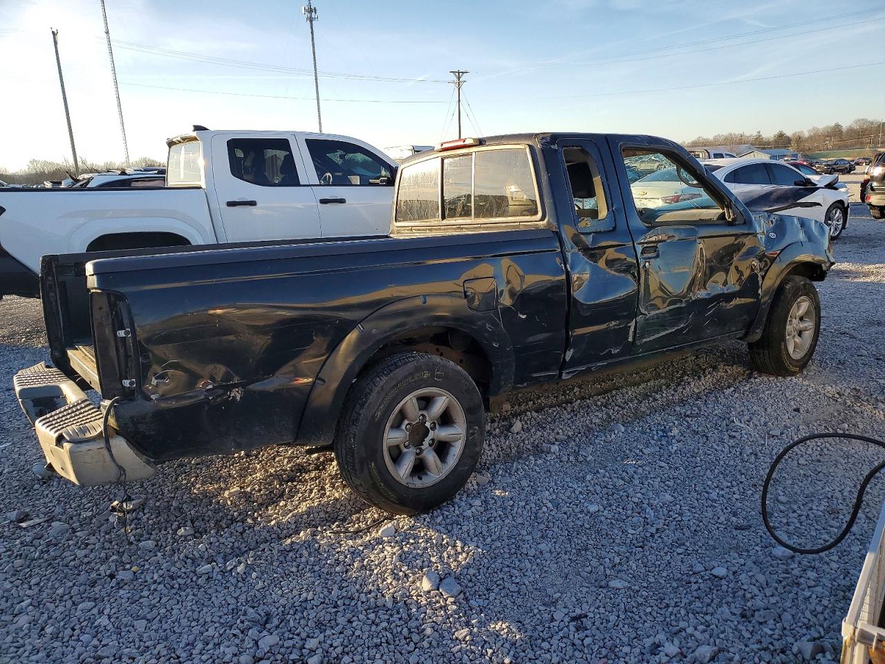 2003 NISSAN FRONTIER KING CAB XE photo 3