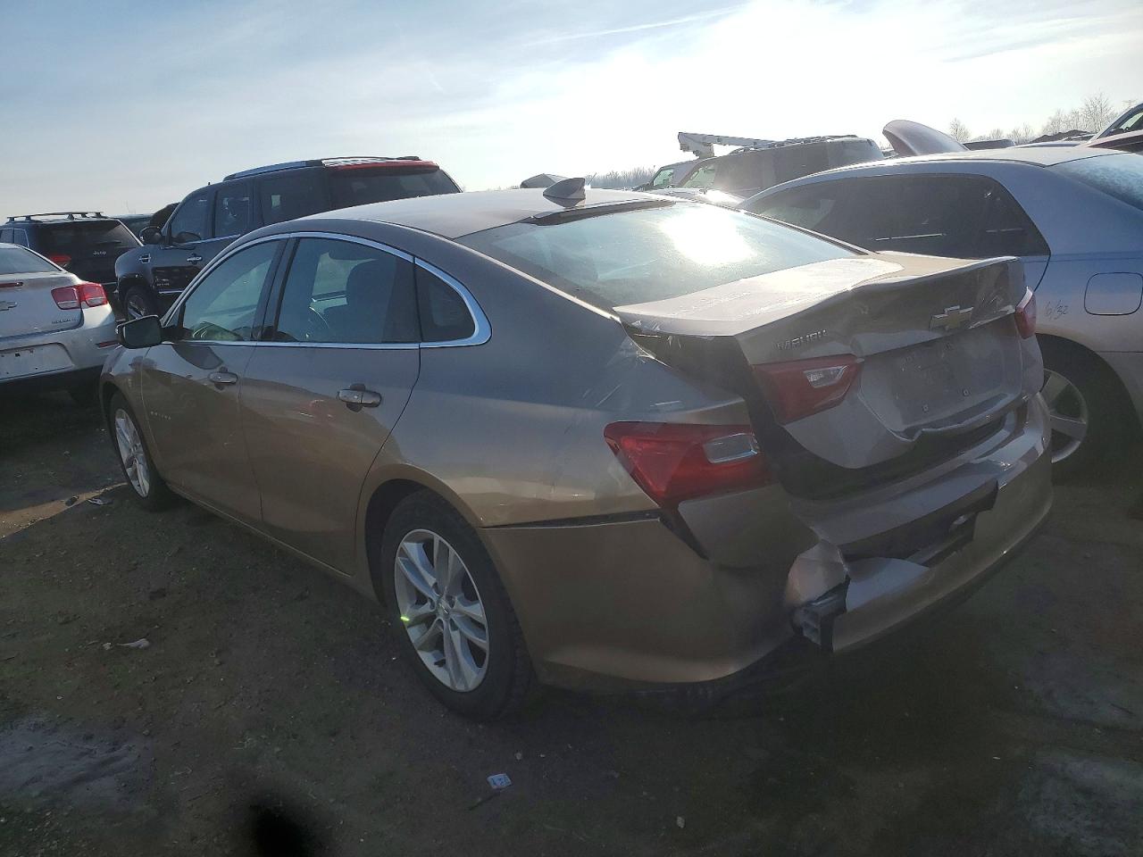 2018 CHEVROLET MALIBU LT photo 3