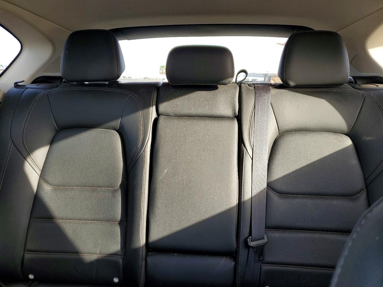2021 MAZDA CX-5 TOURING photo 19