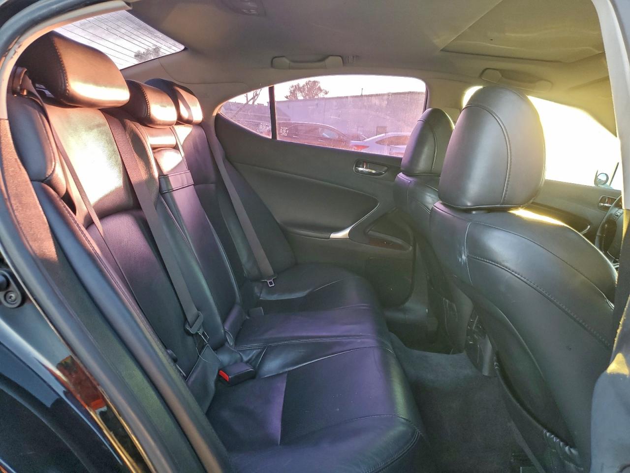 2008 LEXUS IS 250 photo 10