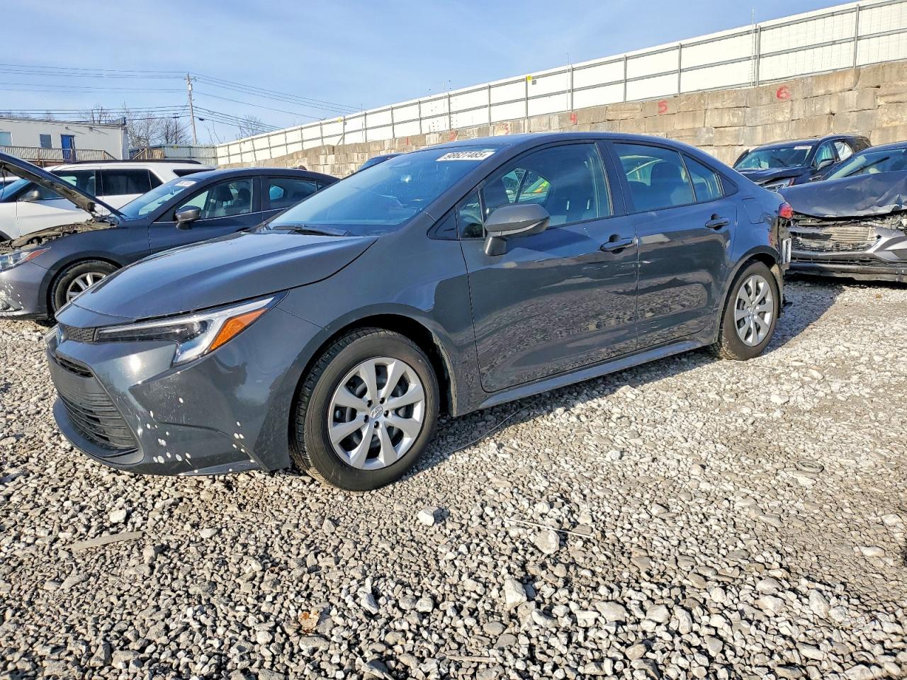 2025 TOYOTA COROLLA