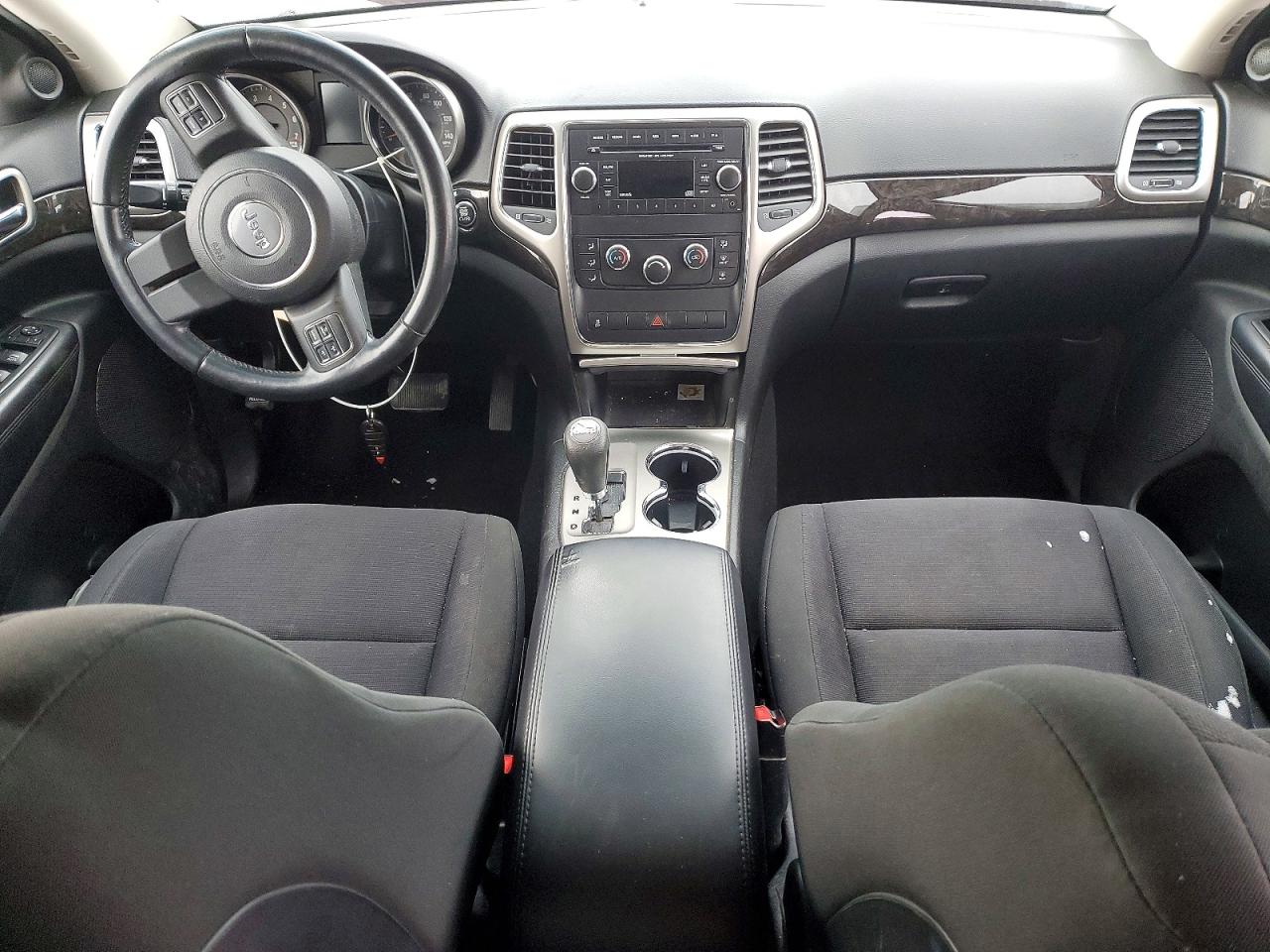 2012 JEEP GRAND CHEROKEE LAREDO photo 8
