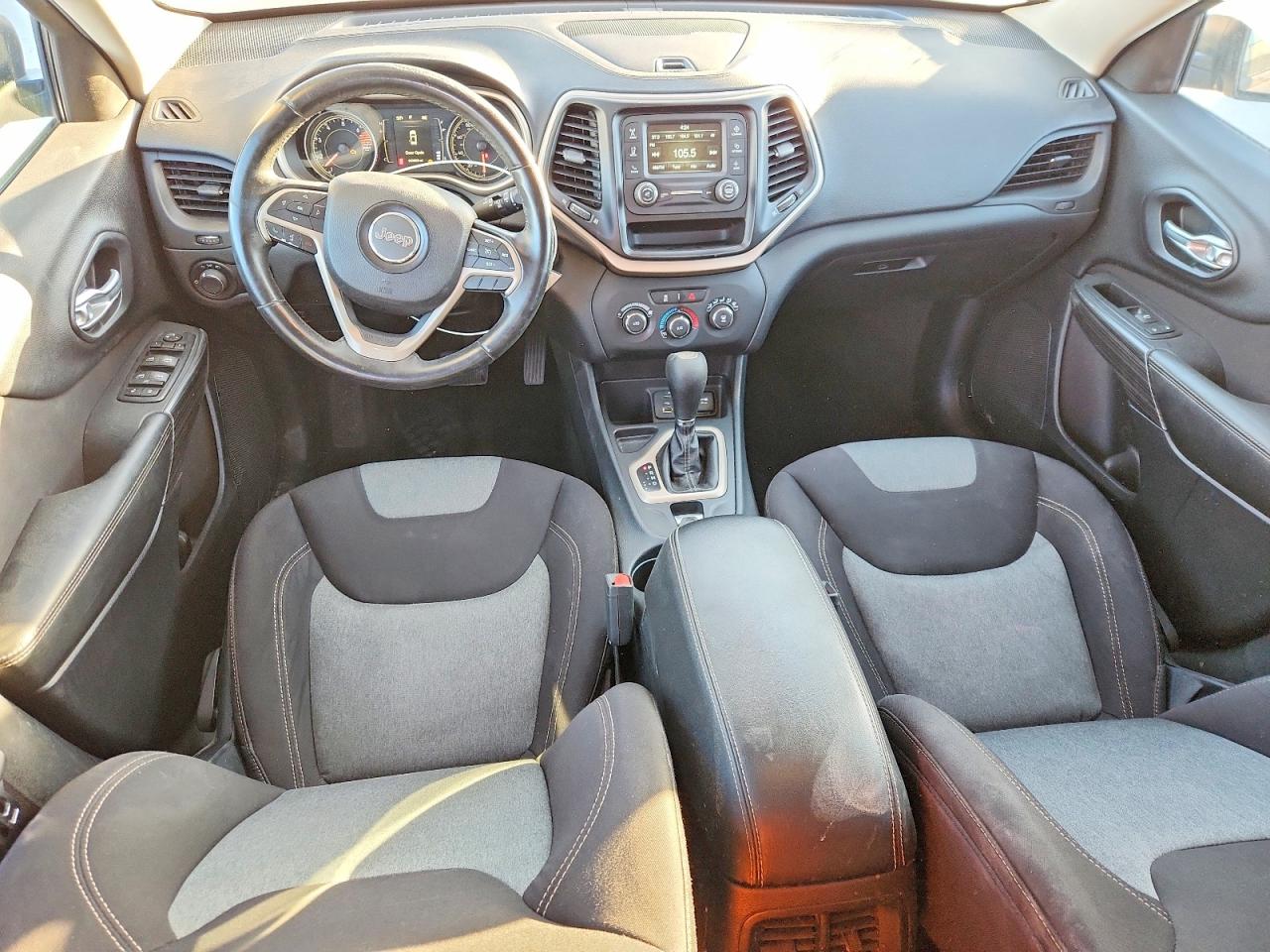 2016 JEEP CHEROKEE SPORT photo 8