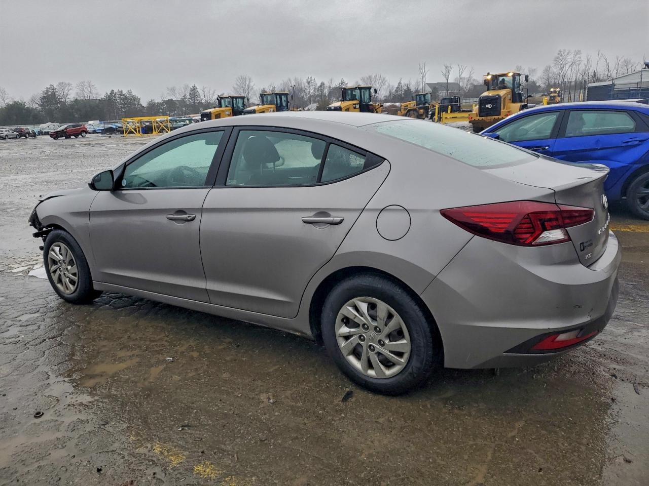 2020 HYUNDAI ELANTRA SE photo 2