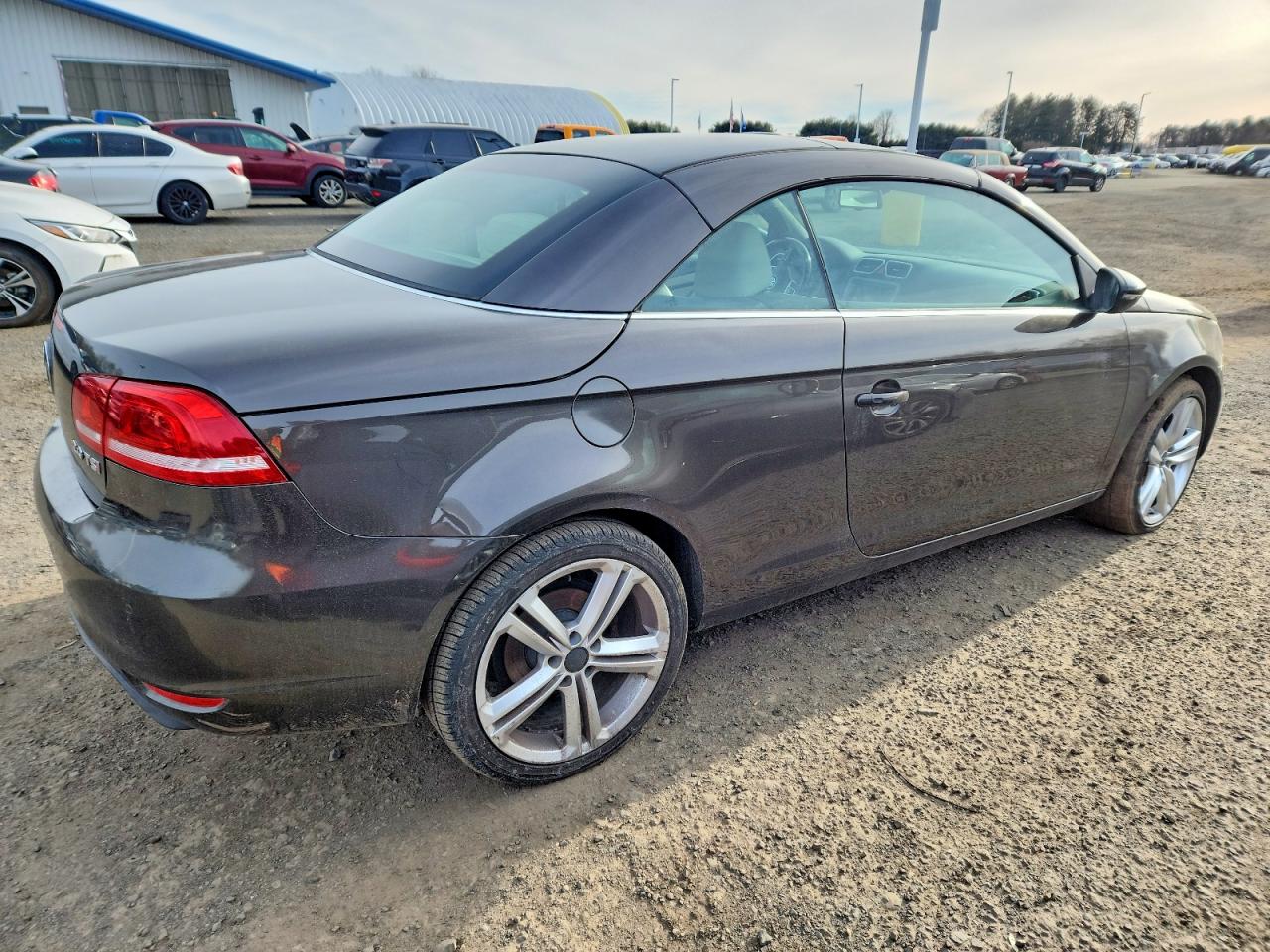 2012 VOLKSWAGEN EOS LUX photo 5
