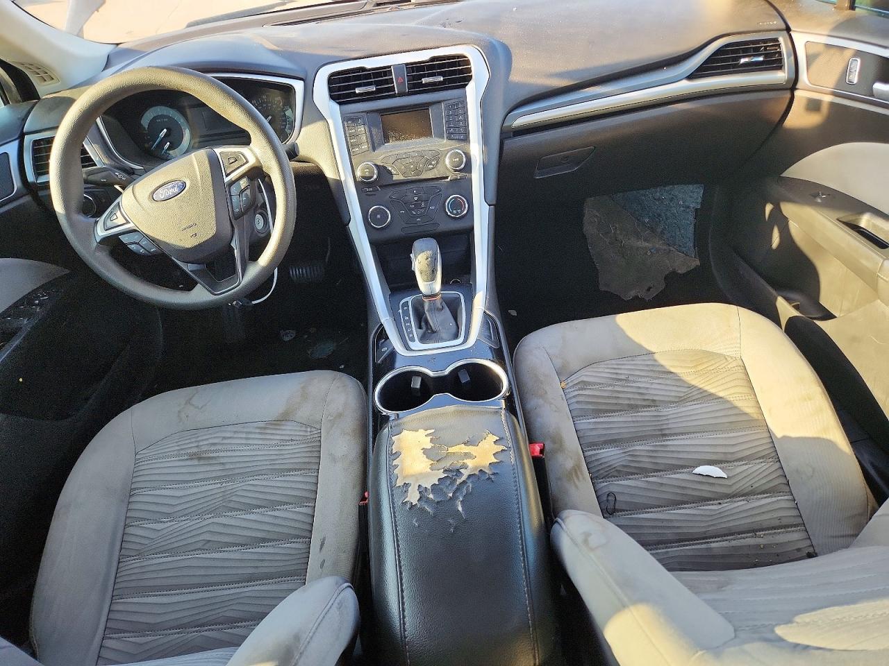 2016 FORD FUSION photo 8