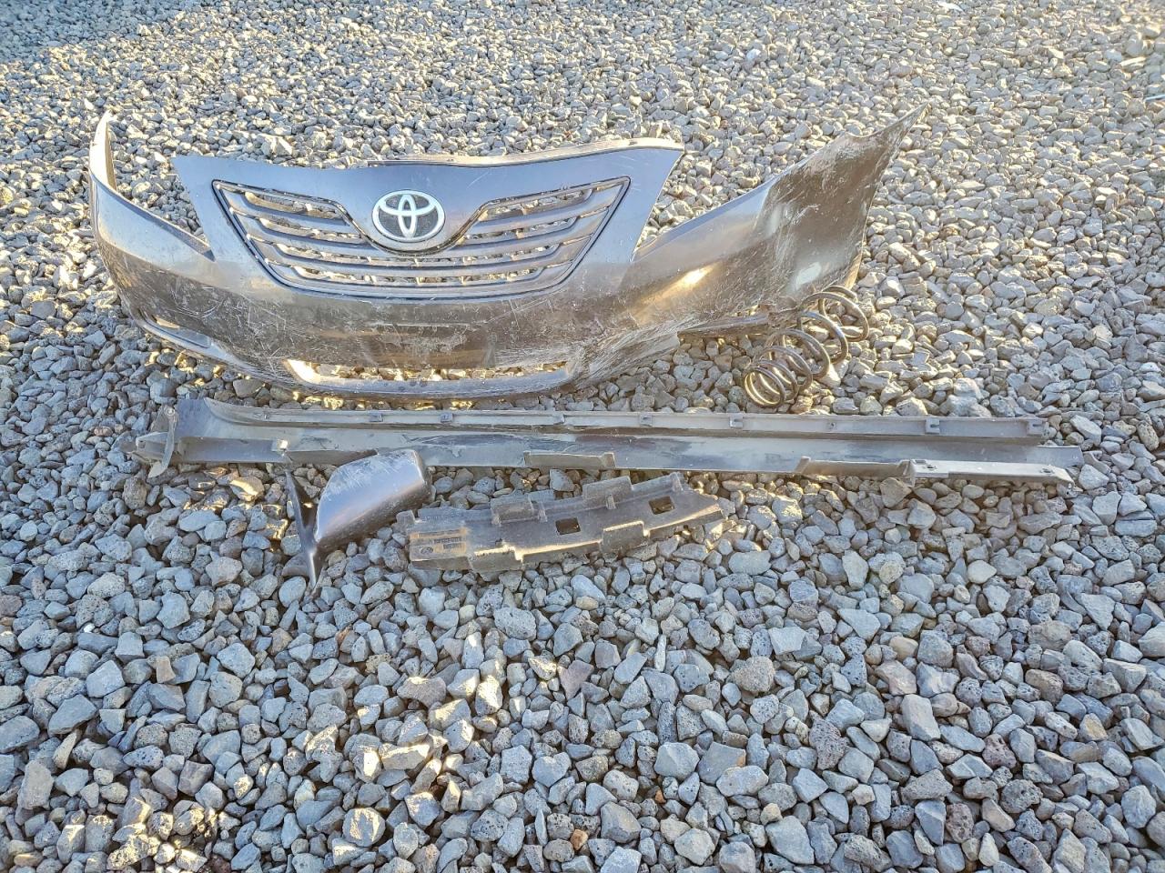 2009 TOYOTA CAMRY BASE photo 12