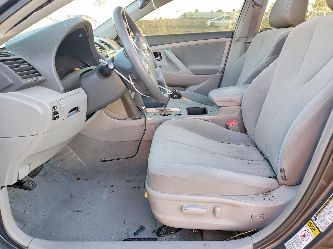 2009 TOYOTA CAMRY BASE photo 7
