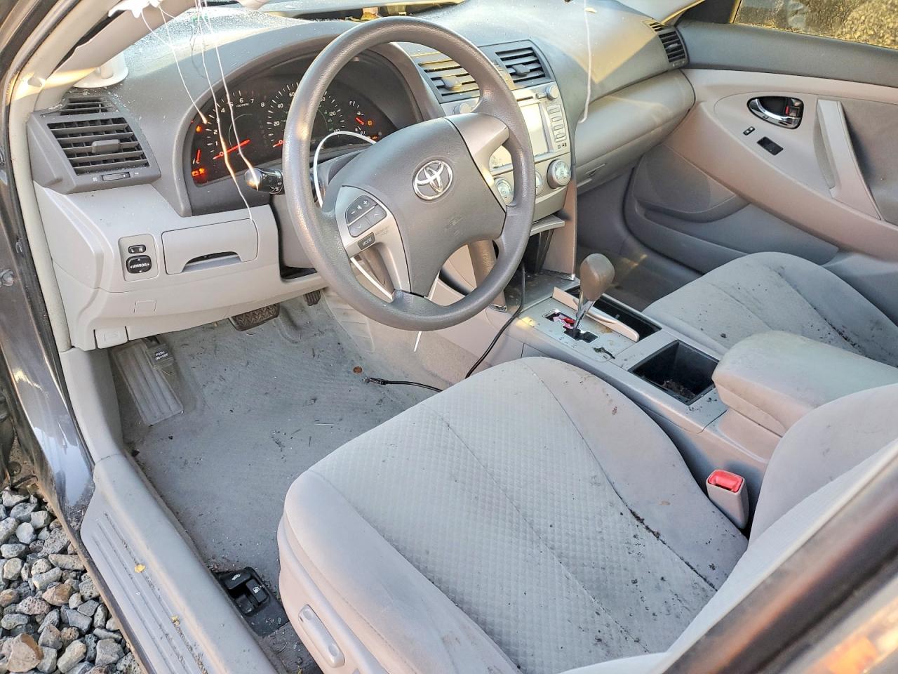 2009 TOYOTA CAMRY BASE photo 8