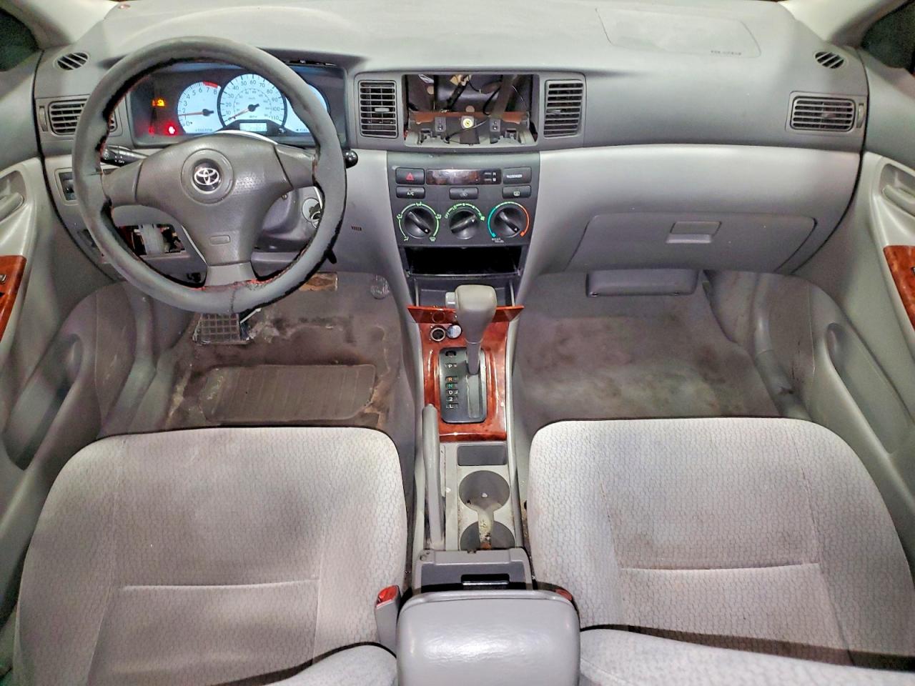 2004 TOYOTA COROLLA CE photo 8
