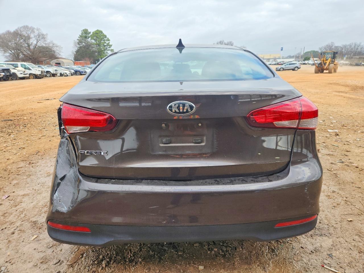 2017 KIA FORTE LX photo 6