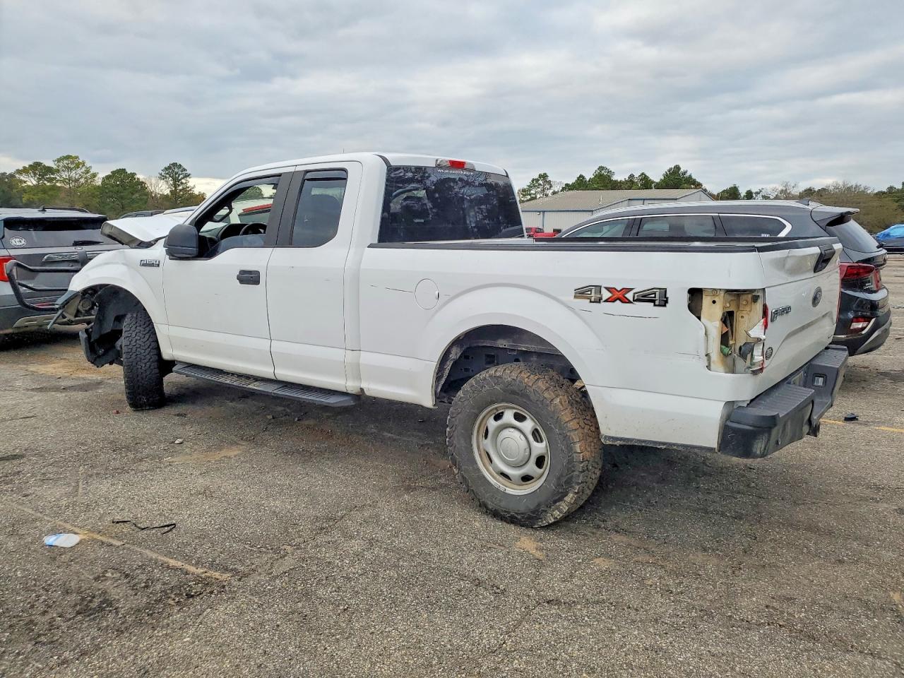 2016 FORD F150 SUPER CAB photo 2
