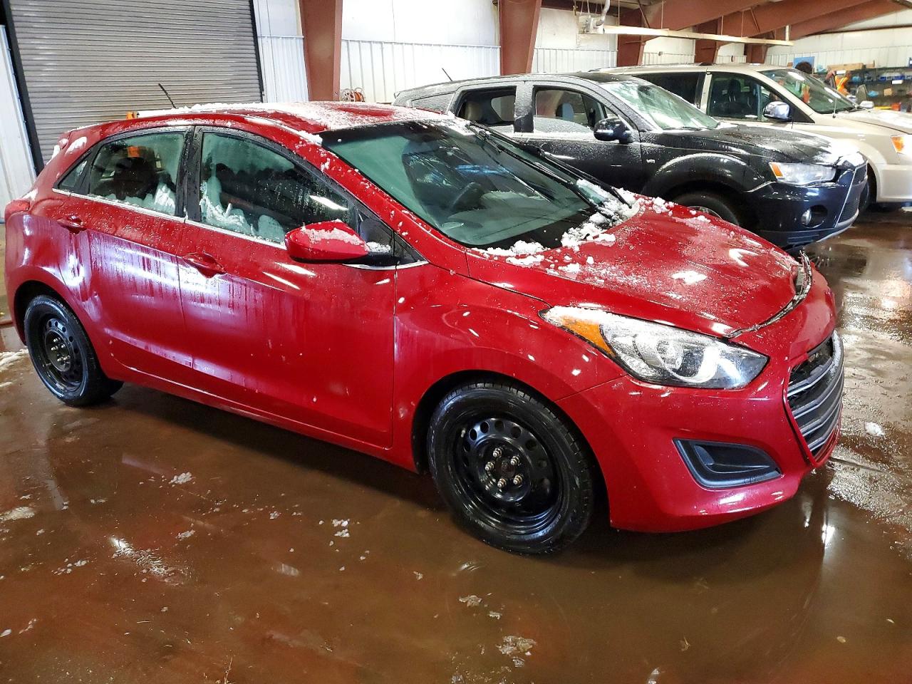 2017 HYUNDAI ELANTRA GT photo 4