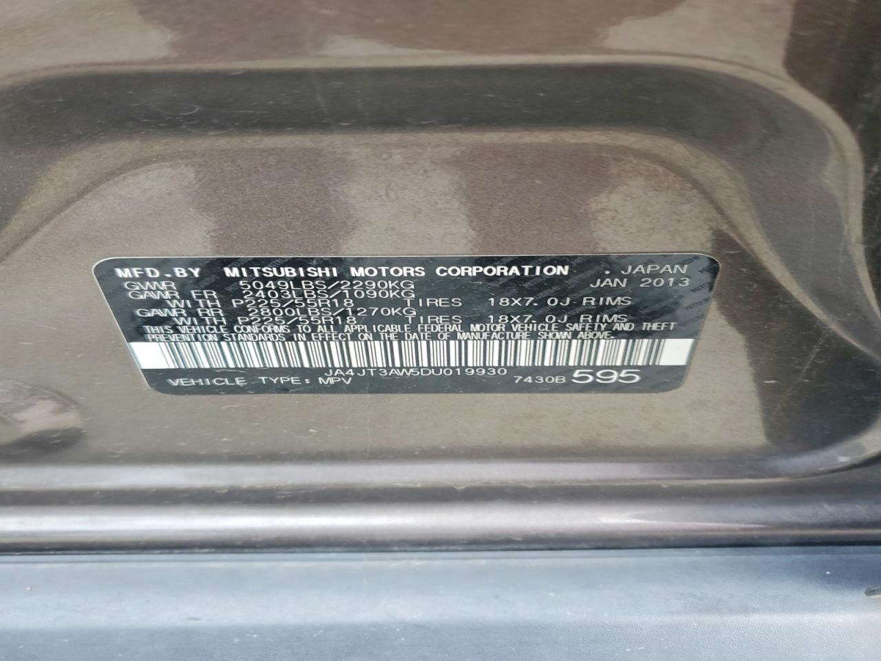 2013 MITSUBISHI OUTLANDER SE photo 37