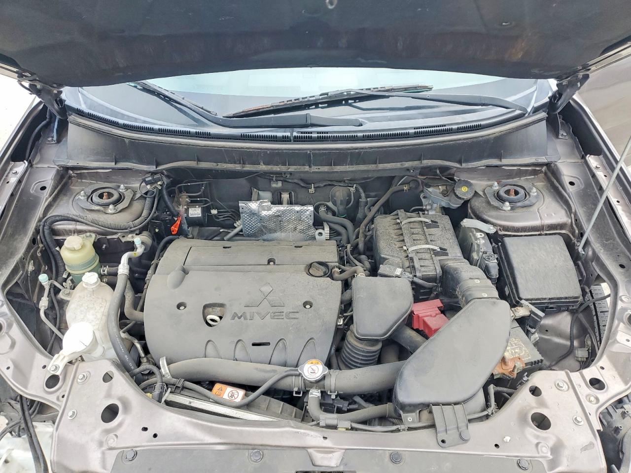 2013 MITSUBISHI OUTLANDER SE photo 31