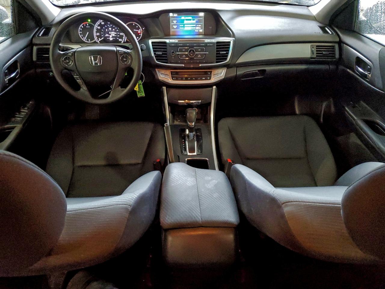 2015 HONDA ACCORD LX photo 8