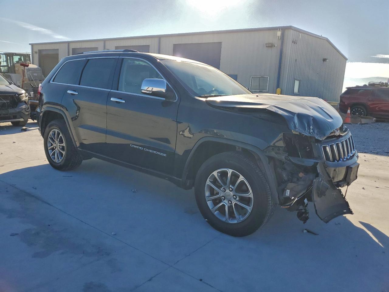 2016 JEEP GRAND CHEROKEE LIMITED photo 4