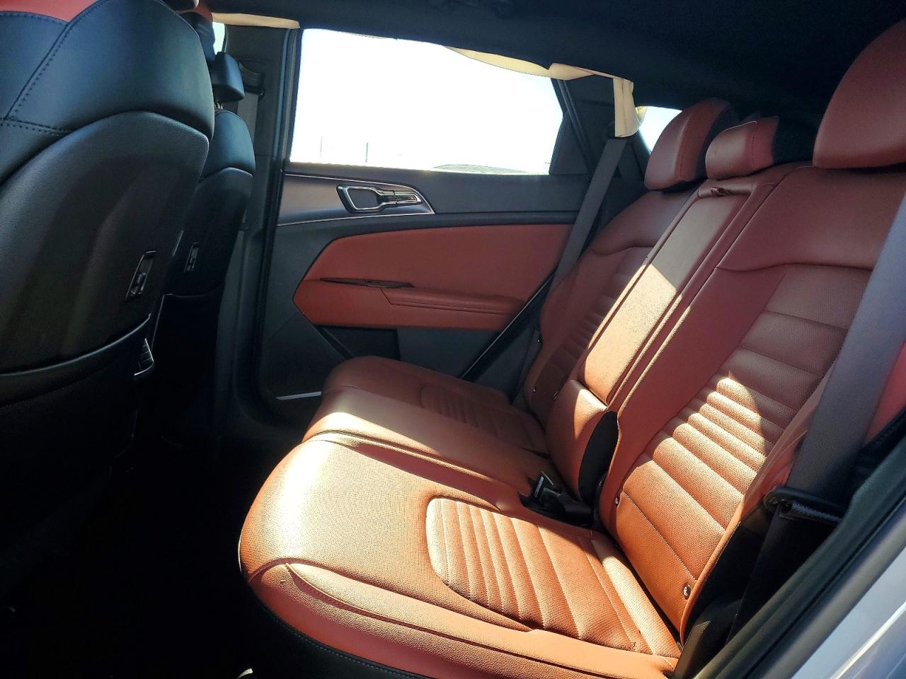 2023 KIA SPORTAGE SX PRESTIGE photo 11