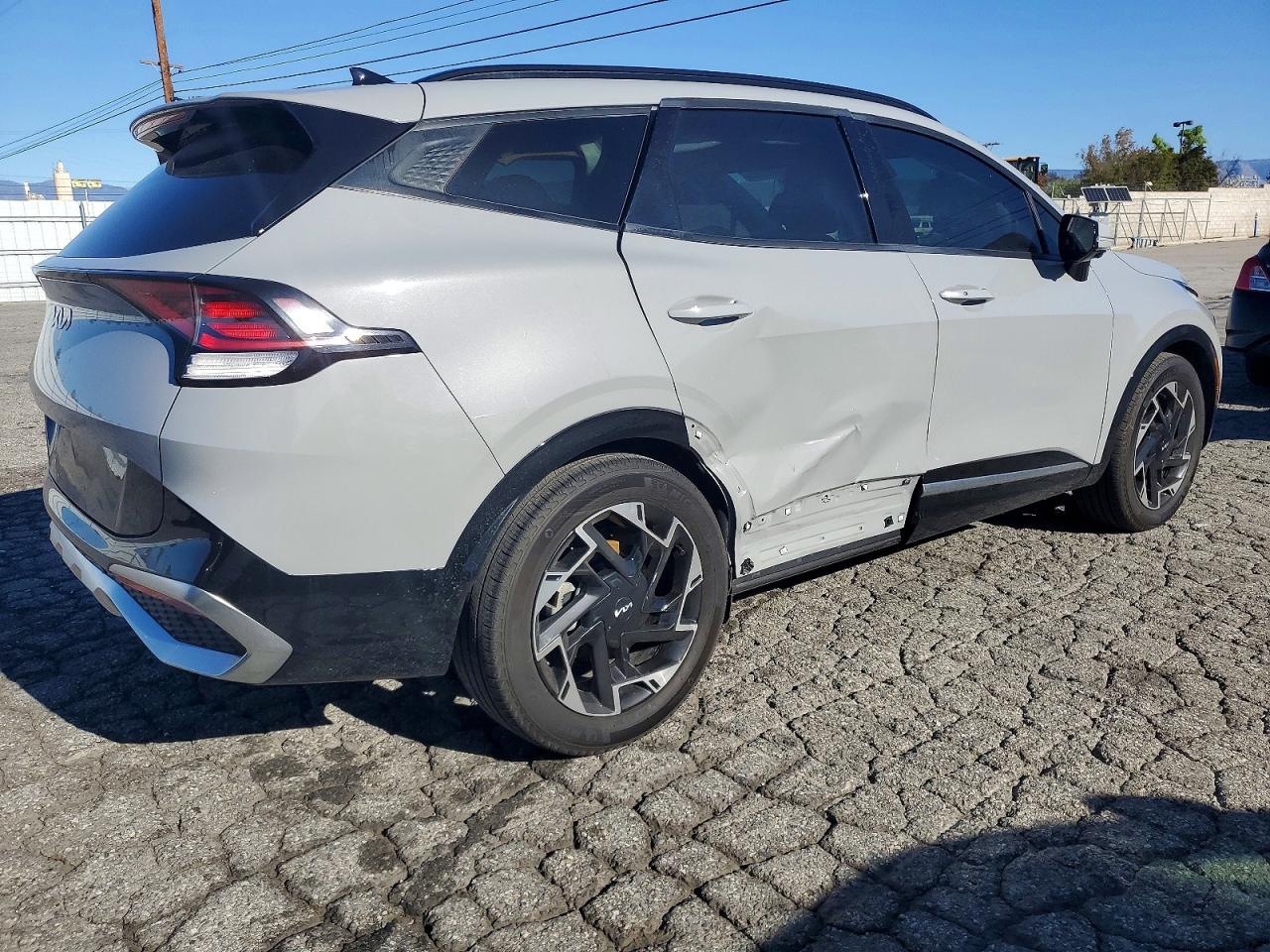 2023 KIA SPORTAGE SX PRESTIGE photo 3