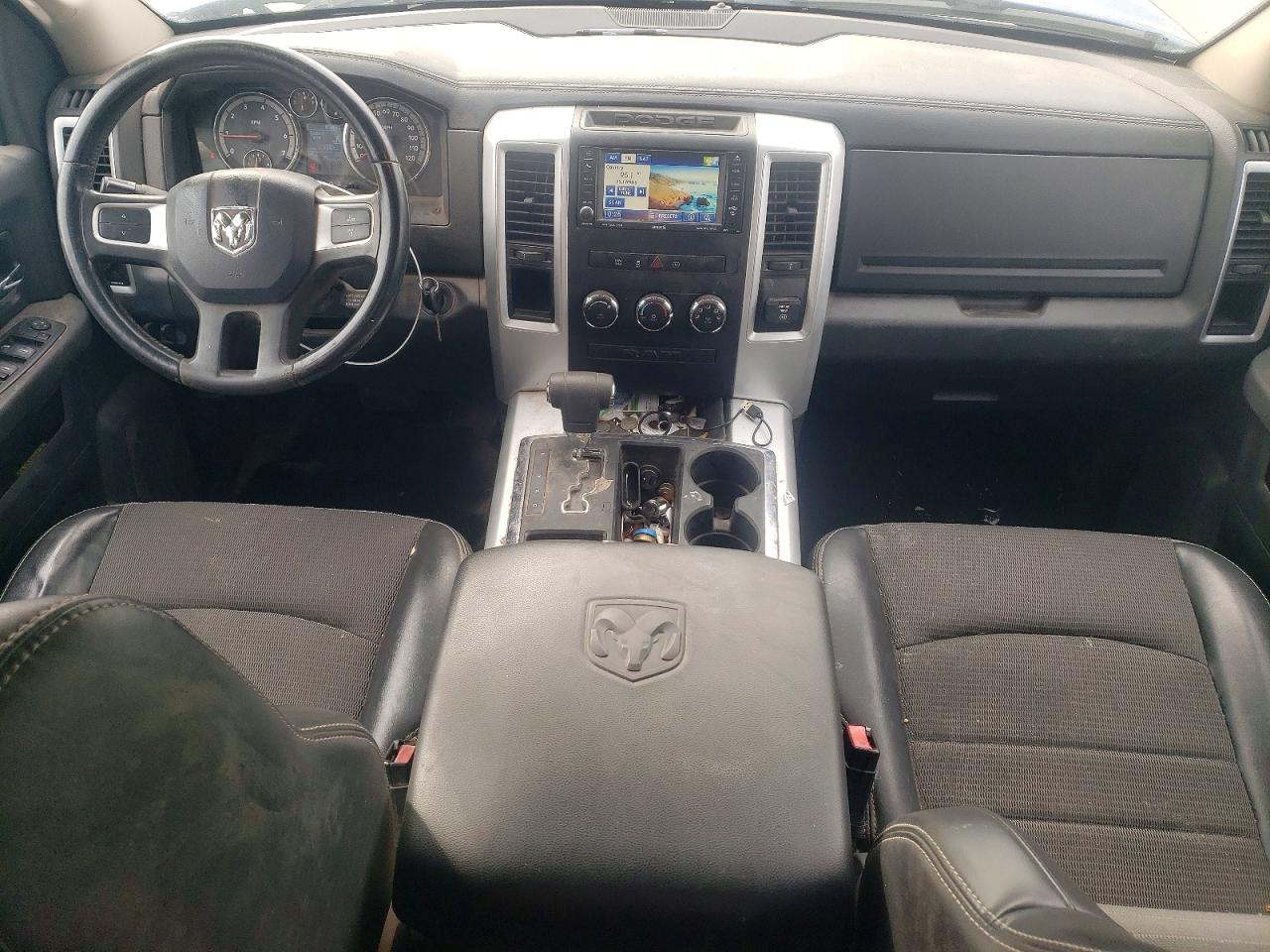2011 DODGE RAM 1500 photo 8