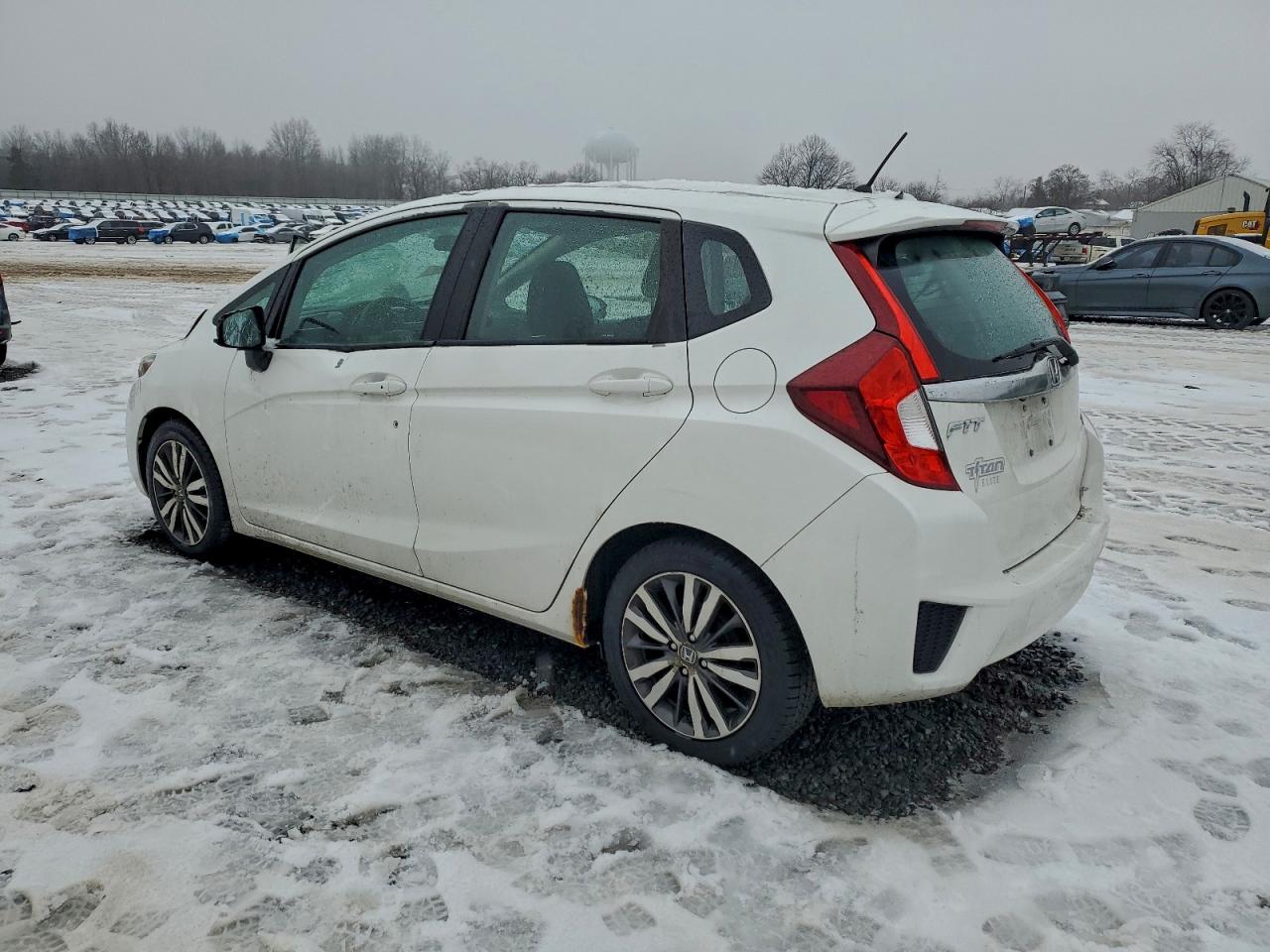 2015 HONDA FIT EX photo 2