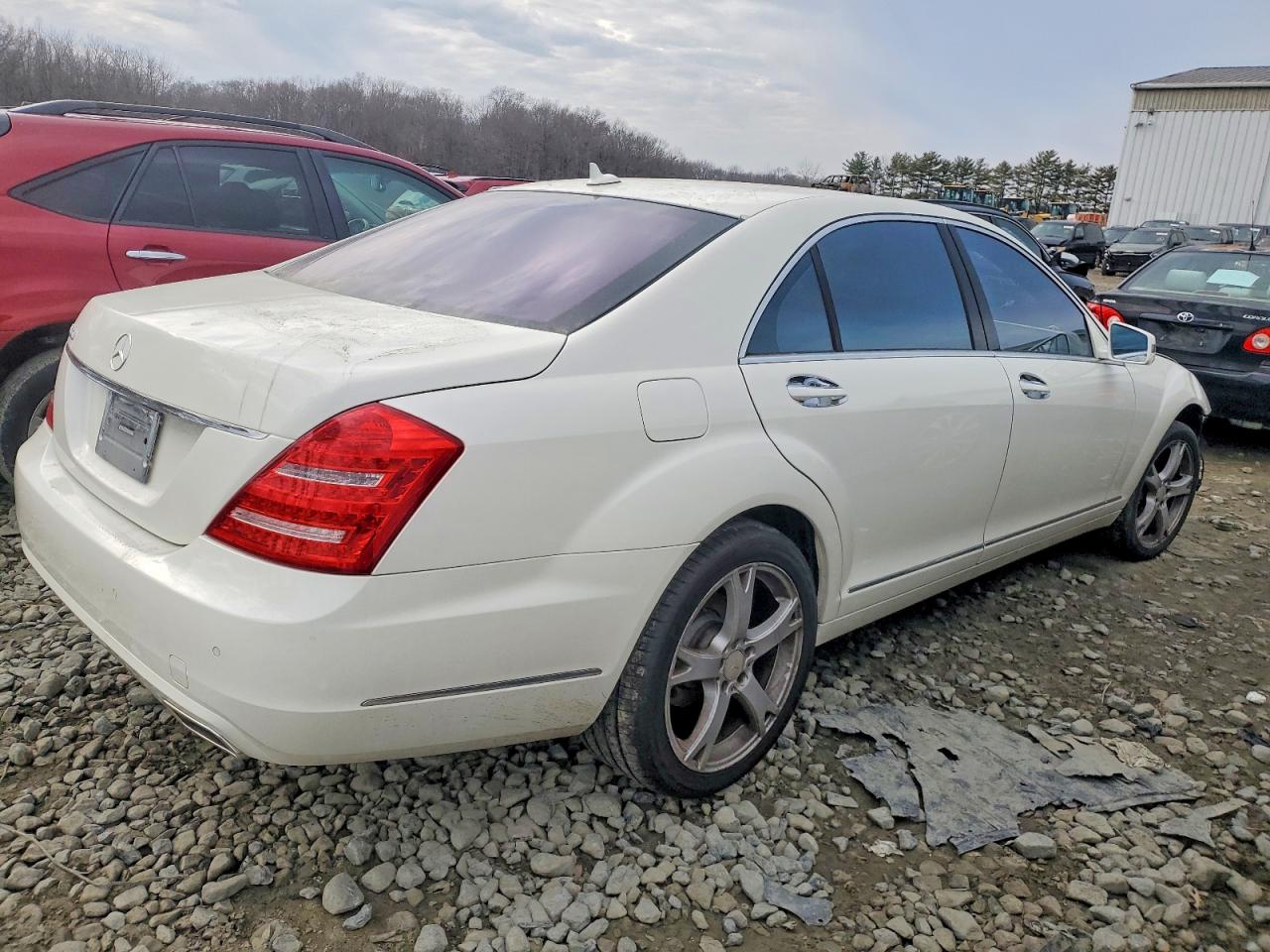 2011 MERCEDES-BENZ S 550 photo 3