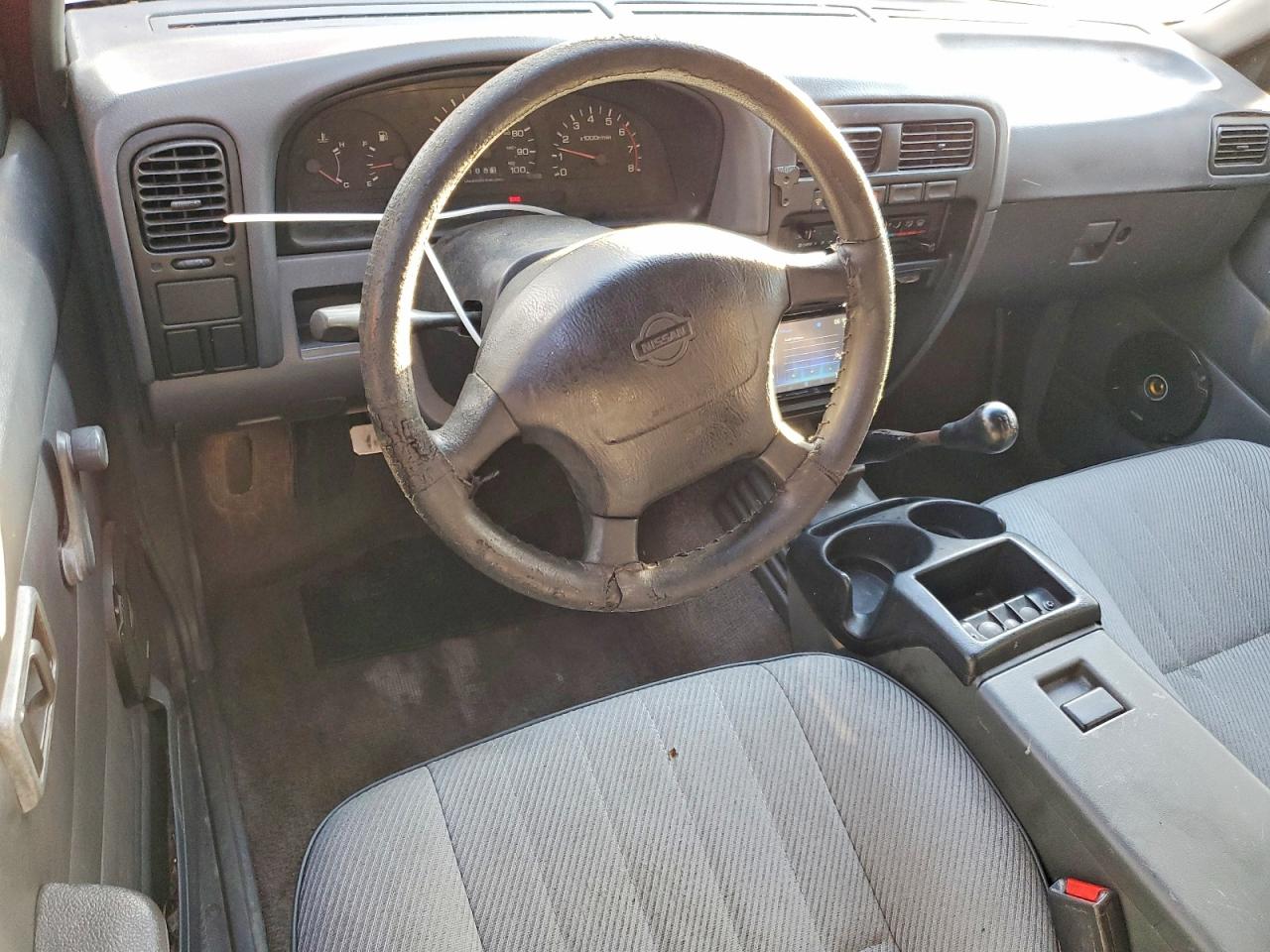 1996 NISSAN TRUCK BASE photo 8