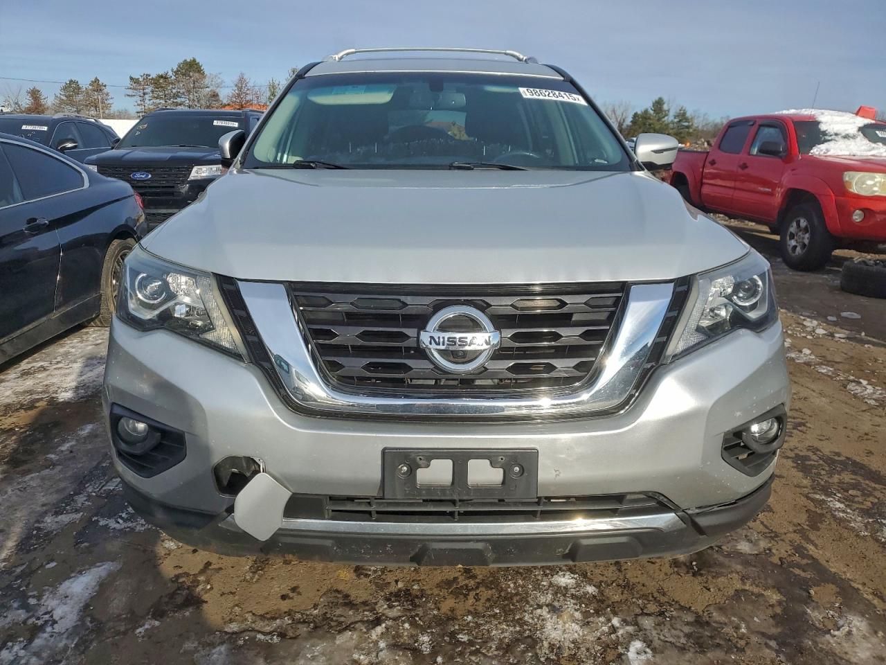 2017 NISSAN PATHFINDER S photo 5