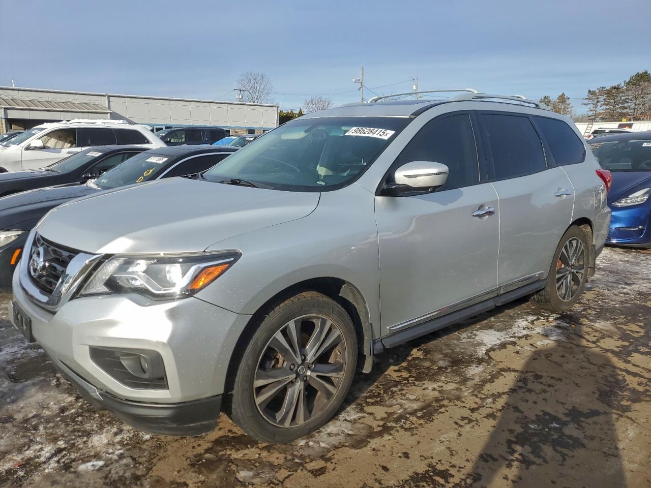 2017 NISSAN PATHFINDER