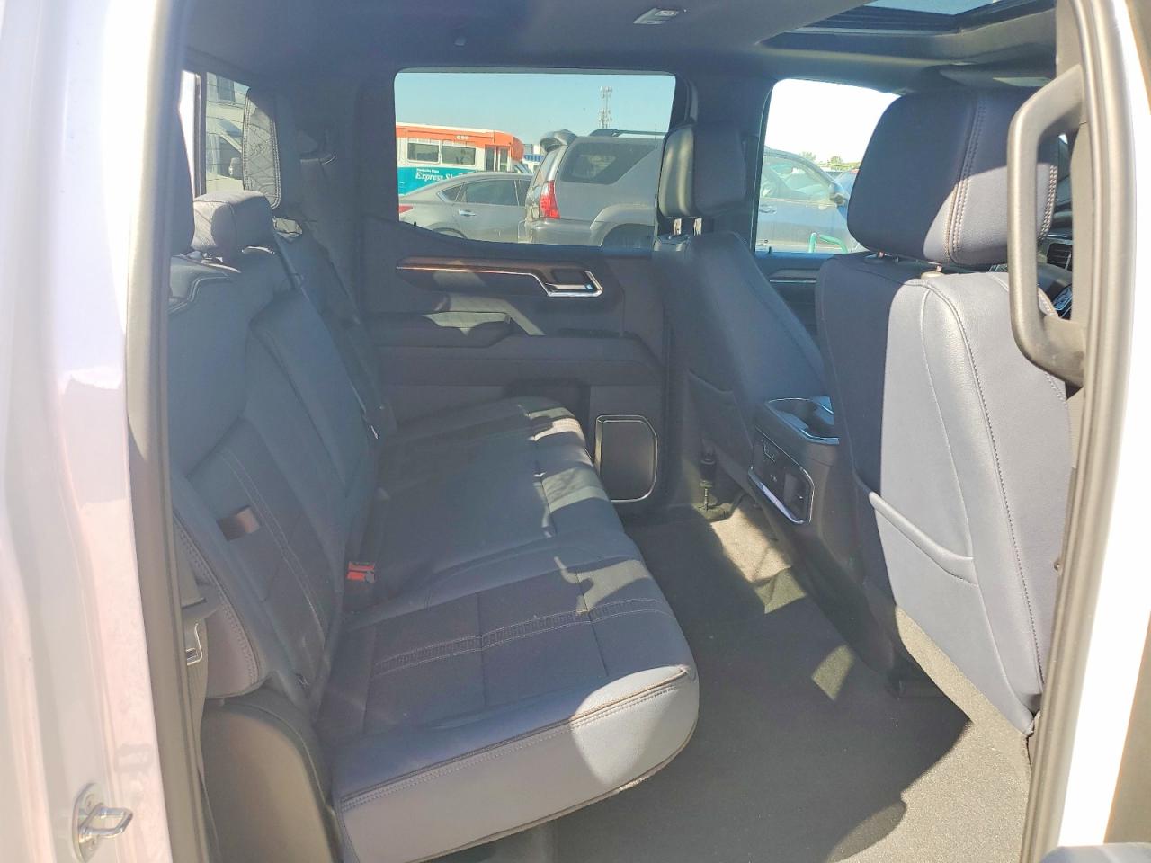 2023 CHEVROLET SILVERADO K1500 HIGH COUNTRY photo 10