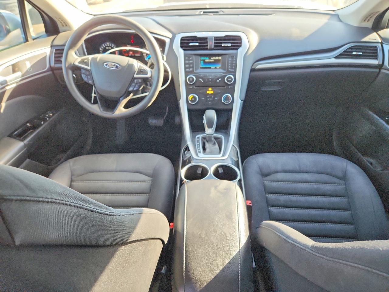 2013 FORD FUSION SE photo 8