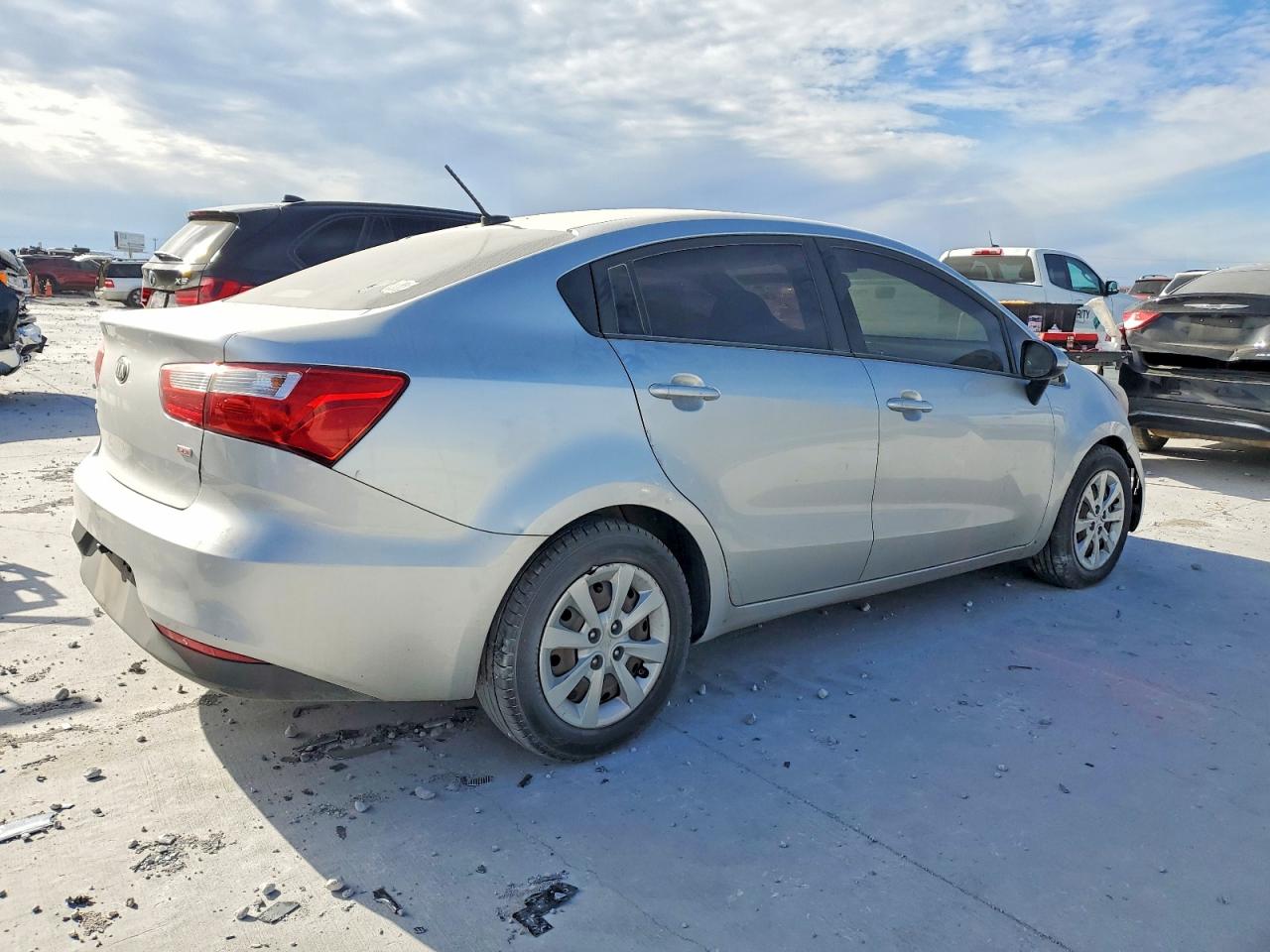 2017 KIA RIO LX photo 3