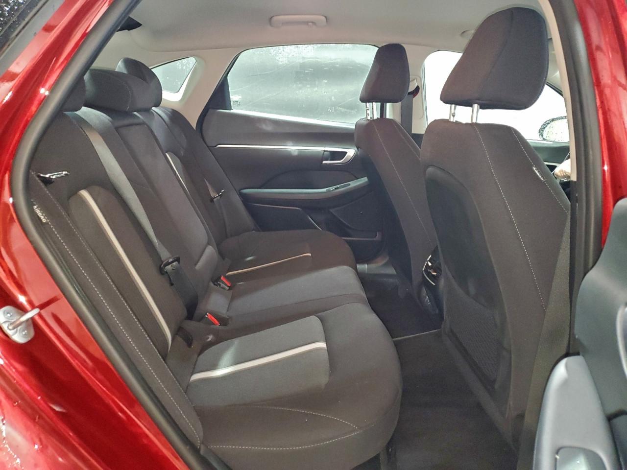 2025 HYUNDAI SONATA HYBRID photo 10