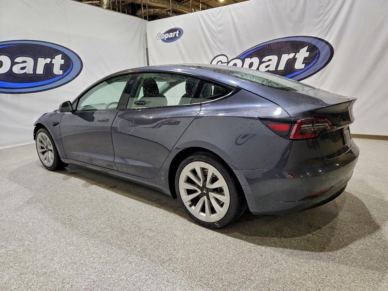 2022 TESLA MODEL 3 photo 2