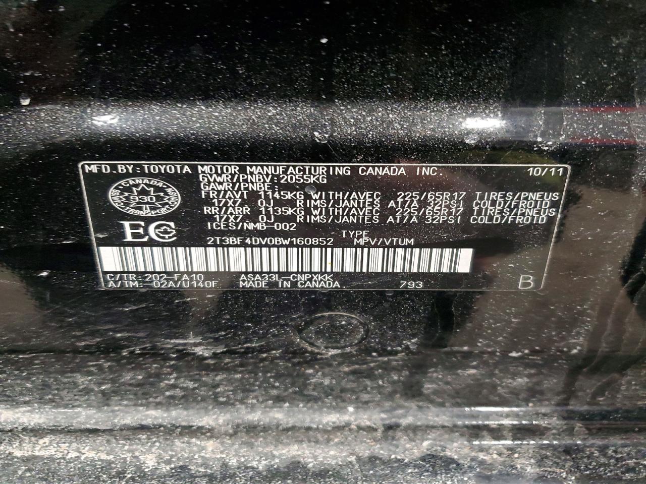 2011 TOYOTA RAV4 photo 13