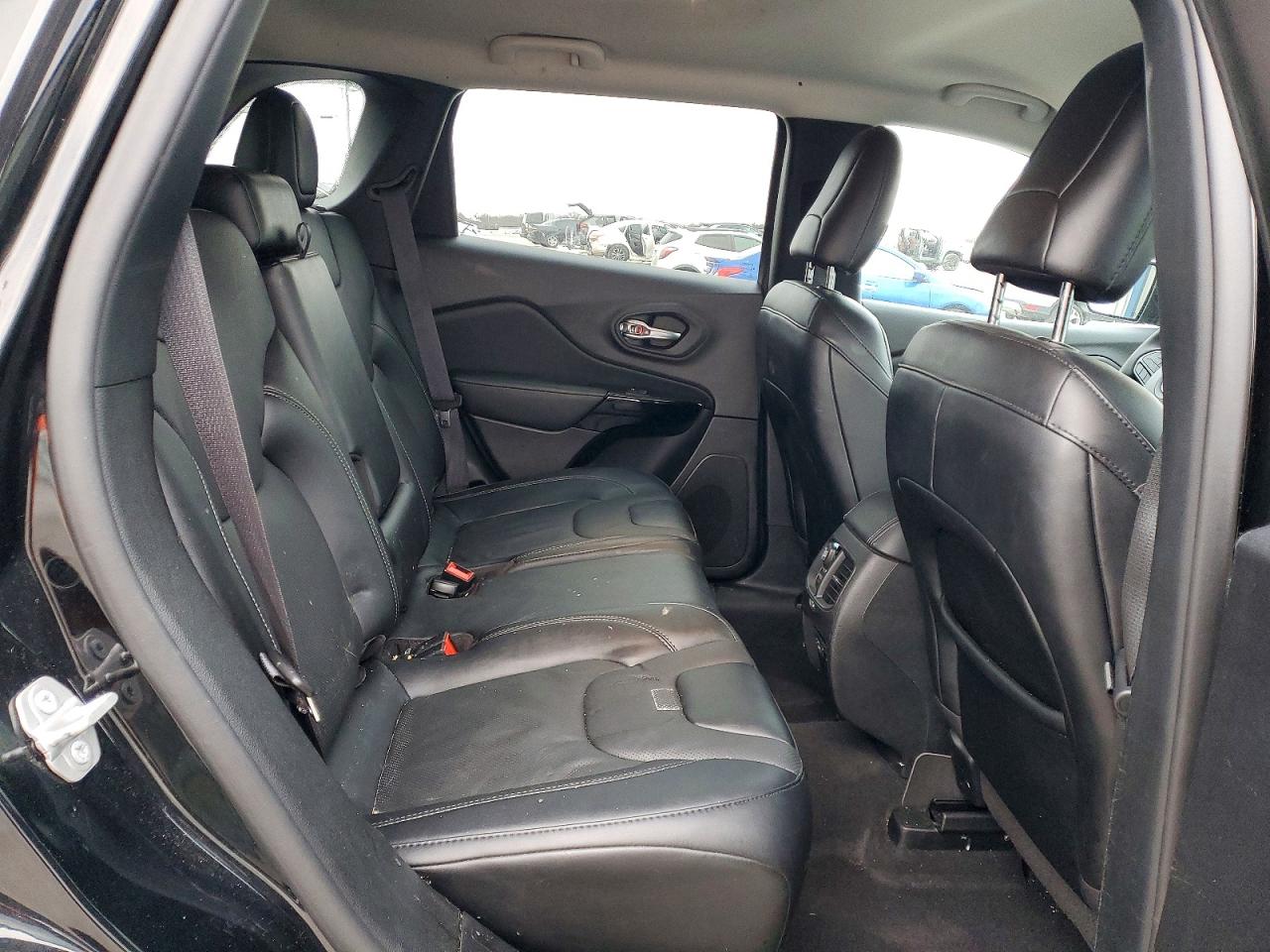 2023 JEEP CHEROKEE ALTITUDE LUX photo 11