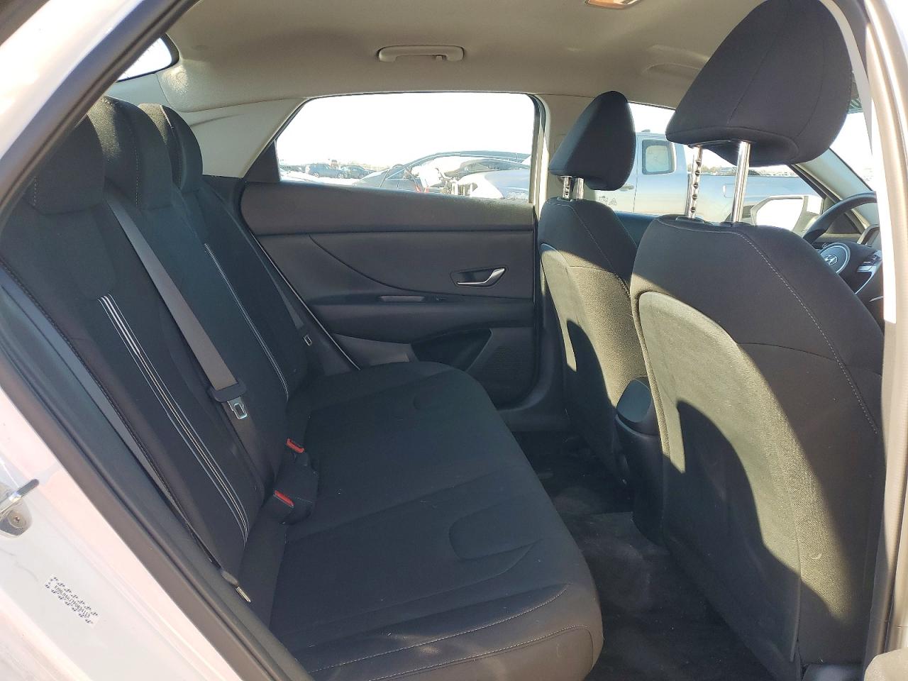 2023 HYUNDAI ELANTRA BLUE photo 10